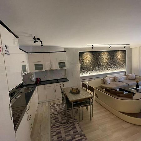 פרישטינה Prishtina Escape Apartments מראה חיצוני תמונה