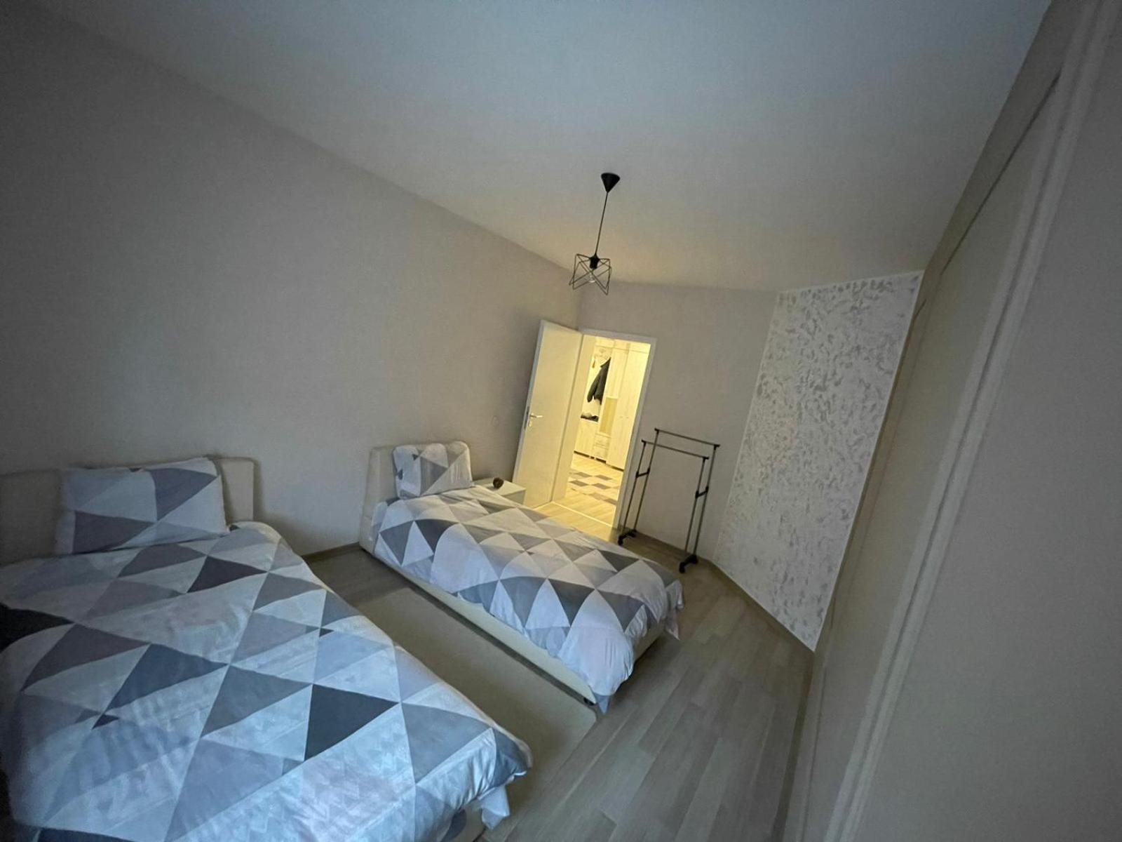 פרישטינה Prishtina Escape Apartments מראה חיצוני תמונה